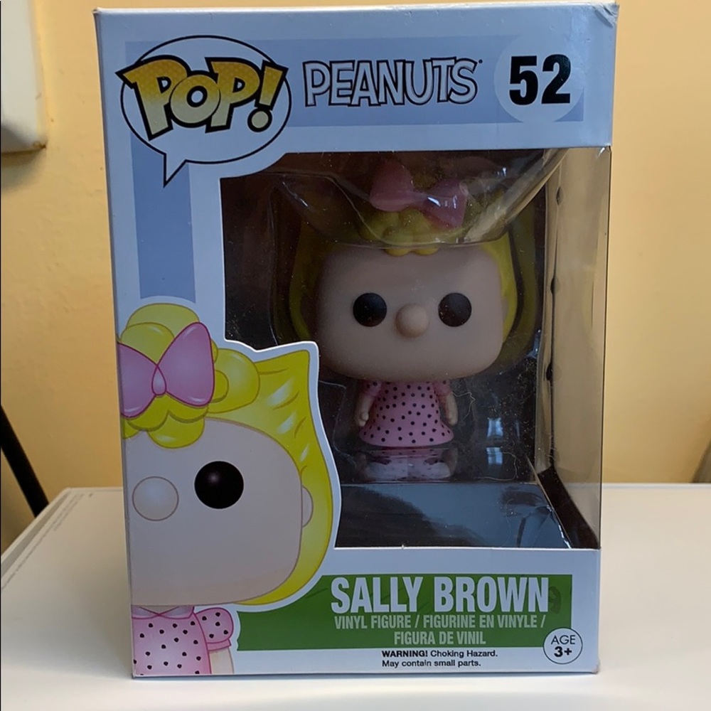 Pop! Funko Sally Brown figurine NIB